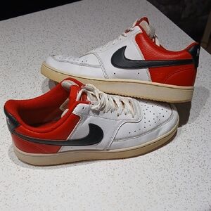 Nike Men's White, Red, and Black Sneakers